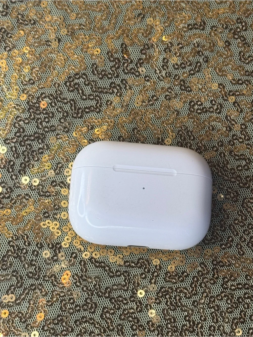 AirPods Pro 2 CASE ONLY (Apple Product)